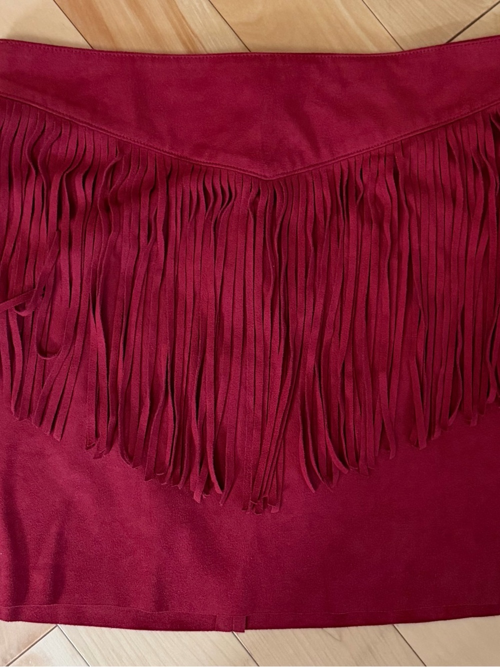 Forever 21‎ Burgundy Faux Suede Fringe Mini Skirt Womens Medium Western Boho